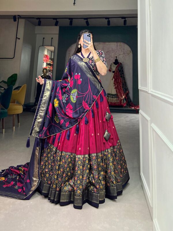 BINDI COLLECTION CHANIYA CHOLI