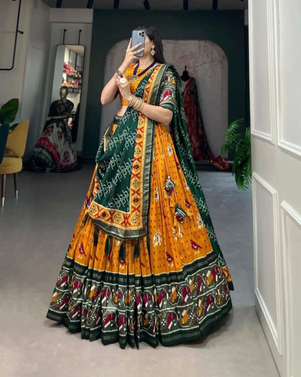 PARROT COLLECTION CHANIYA CHOLI